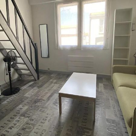 Appartement Tout Confort En Mezzanine A 20Mn A Pied Du Centre-Ville Avec Tv Et Wifi La Rochelle  Exterior photo